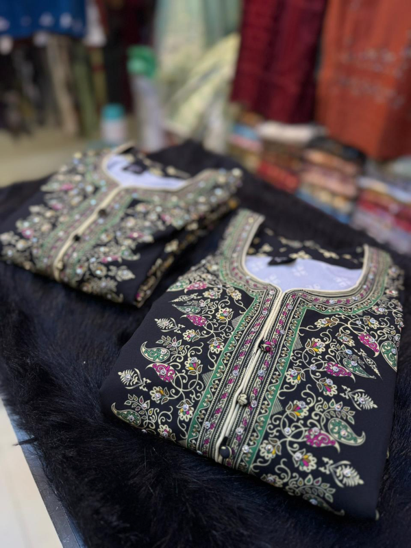 Premium  Dubai Cherry Silk Item 